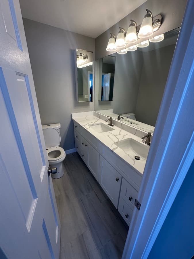 Bathroom Remodeling project photo