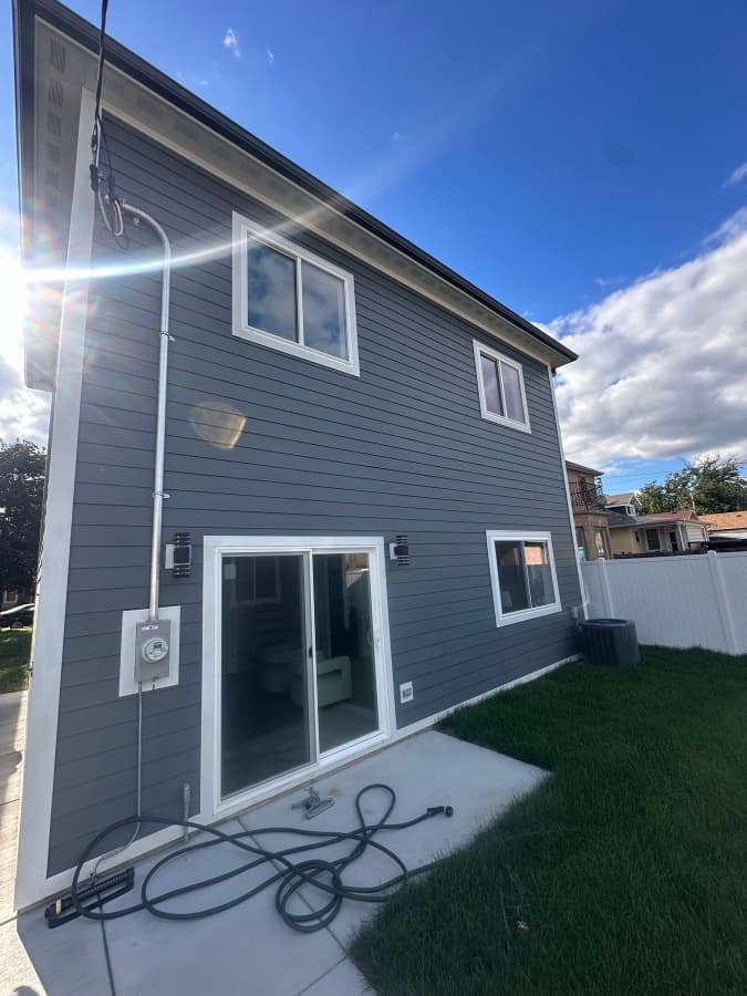 Siding project photo